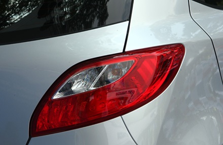 Xe Mazda2 lắp ráp trong nước có gì? - 7 Xe Mazda2 lắp ráp trong nước có gì? - 7