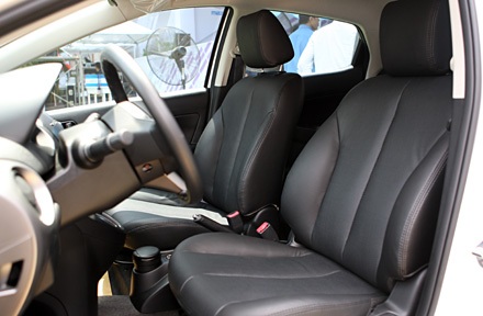 Xe Mazda2 lắp ráp trong nước có gì? - 17 Xe Mazda2 lắp ráp trong nước có gì? - 17