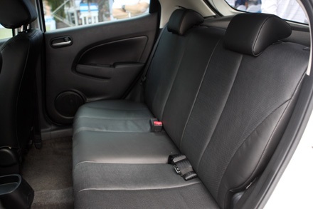 Xe Mazda2 lắp ráp trong nước có gì? - 18 Xe Mazda2 lắp ráp trong nước có gì? - 18