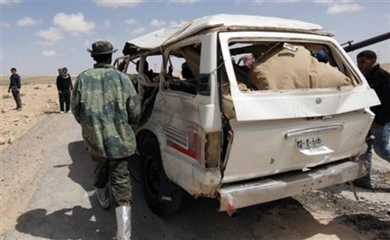 Xe bán tải, những “chiến xa” năng động - 11