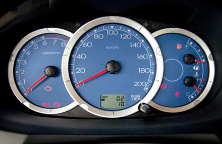 Vinastar ra mắt Mitsubishi Zinger mới - 9 Vinastar ra mắt Mitsubishi Zinger mới - 9