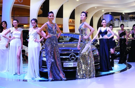 Mercedes ra mắt thị trường Việt Nam thêm hai xe thể thao - 7