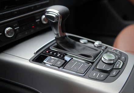 Audi Việt Nam ra mắt xe A6 2.0 TFSI mới - 9 Audi Việt Nam ra mắt xe A6 2.0 TFSI mới - 9