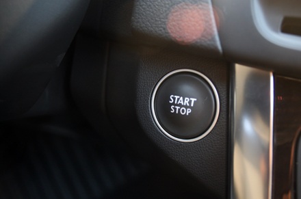 Ra mắt xe đắt nhất của Renault tại Việt Nam - 19 Ra mắt xe đắt nhất của Renault tại Việt Nam - 19