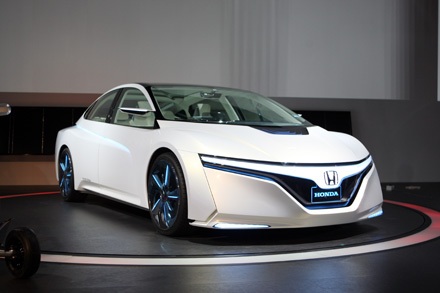 Bộ ba xe điện của Honda tại Tokyo Motor Show 2011 - 9 Bộ ba xe điện của Honda tại Tokyo Motor Show 2011 - 9