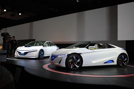 Bộ ba xe điện của Honda tại Tokyo Motor Show 2011 - 16 Bộ ba xe điện của Honda tại Tokyo Motor Show 2011 - 16