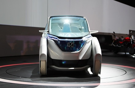 Bộ ba xe điện của Honda tại Tokyo Motor Show 2011 - 5 Bộ ba xe điện của Honda tại Tokyo Motor Show 2011 - 5