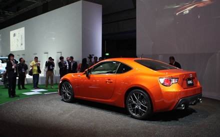Xe Toyota 86 bản thương mại chính thức ra mắt - 10 Xe Toyota 86 bản thương mại chính thức ra mắt - 10