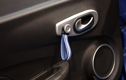 Renault - Lãng mạn kiểu Pháp - 11