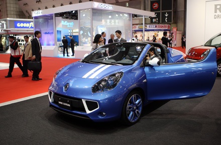 Renault - Lãng mạn kiểu Pháp - 13