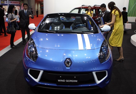 Renault - Lãng mạn kiểu Pháp - 17