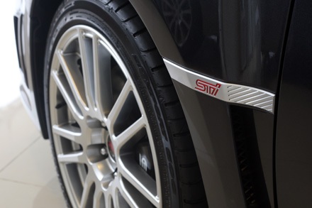 Subaru Impreza WRX 2.5 STI - Xe của niềm đam mê thực thụ - 10 Subaru Impreza WRX 2.5 STI - Xe của niềm đam mê thực thụ - 10