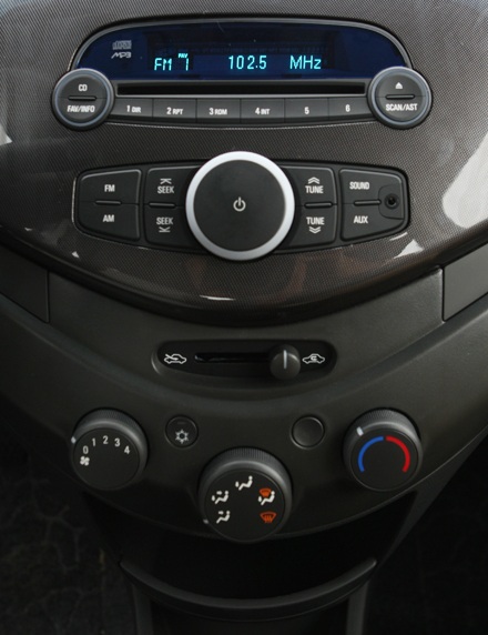 Chevrolet Spark - Từ phim ảnh đến đời thực - 8 Chevrolet Spark - Từ phim ảnh đến đời thực - 8