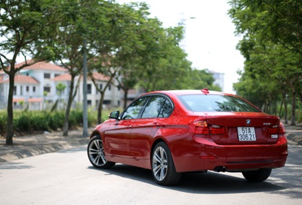 BMW 328i 2012 - Khẳng định thế mạnh - 4 BMW 328i 2012 - Khẳng định thế mạnh