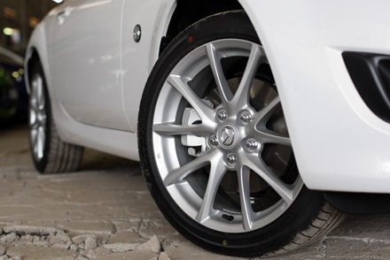 Xe thể thao MX-5 - Đồ trang sức của Mazda tại Việt Nam?