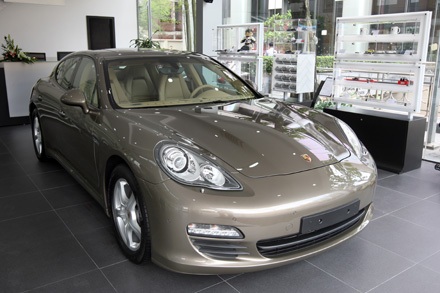 Porsche chính thức có mặt tại Hà Nội - 5