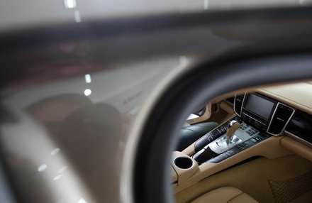 Porsche chính thức có mặt tại Hà Nội - 10