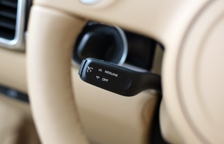 Porsche chính thức có mặt tại Hà Nội - 20