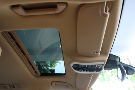 Porsche chính thức có mặt tại Hà Nội - 13