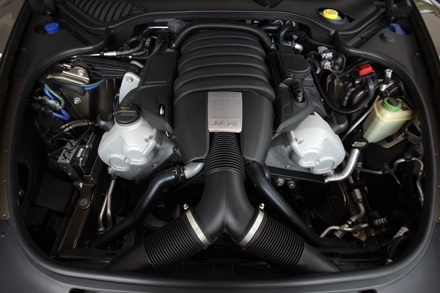 Porsche chính thức có mặt tại Hà Nội - 9