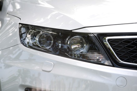 Optima 2012 chen chân vào phân khúc sedan hạng trung - 12 Đèn pha bi-xenon có tích hợp chế độ rửa đèn