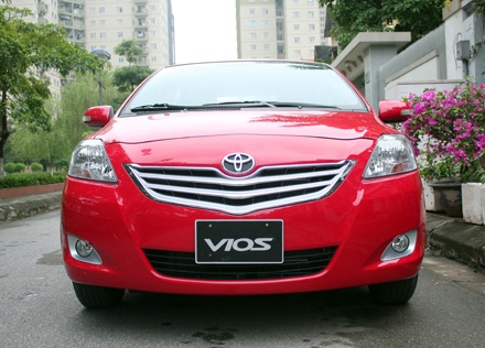10 xe du lịch bán chạy nhất Việt Nam năm 2011 - 8 10 xe du lịch bán chạy nhất Việt Nam năm 2011 - 8