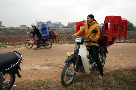 Hãy là “siêu nhân” để chơi hội làng Đồng Kỵ - 3 Hãy là “siêu nhân” để chơi hội làng Đồng Kỵ - 3