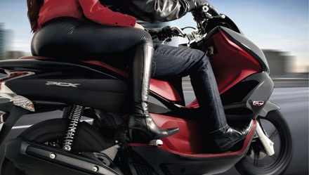 Honda Việt Nam ra mắt xe PCX mới - 10 Việt
Hưng