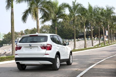 BMW X3 mới tại Việt Nam có gì? - 3 Hệ thống đèn hậu là một trong những đặc trưng của dòng X3...