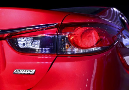 Xe Mazda6 và CX-9 mới chính thức ra mắt tại Việt Nam - 11 Xe Mazda6 và CX-9 mới chính thức ra mắt tại Việt Nam