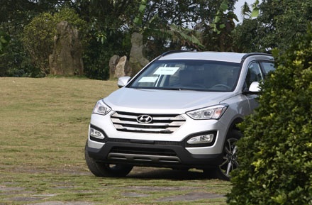 Giá bán xe Hyundai SantaFe cũ có nên mua SantaFe máy dầu cũ