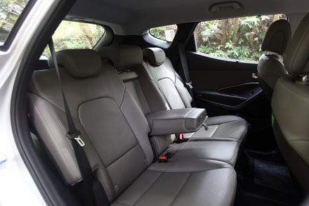 Hyundai SantaFe 2013 - Thay đổi diện mạo - 21 Sự thống nhất của thiết kế hình lục lăng ở nội/ngoại thất