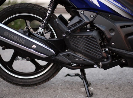 Yamaha Nouvo GP phun xăng điện tử tiêu thụ nhiên liệu ra sao? - 18 Hiện tại, Nouvo GP có giá bán xuất xưởng 37,2 triệu đồng đã bao gồm thuế GTGT.