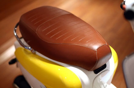 Xe Lambretta LN 125 lắp ráp trong nước chính thức ra mắt - 4 Bộ yên bằng da nhập từ Ý - Niềm tự hào mang tính thời trang của Lambretta