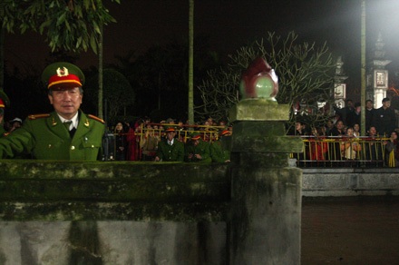 7h sáng hôm nay phát Ấn đền Trần - 8