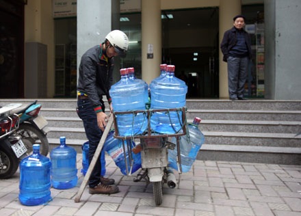 Em ơi, Hà Nội... khát - 15