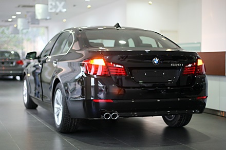 BMW ra mắt xe 520i mới tại Việt Nam - 15 BMW ra mắt xe 520i mới tại Việt Nam - 15