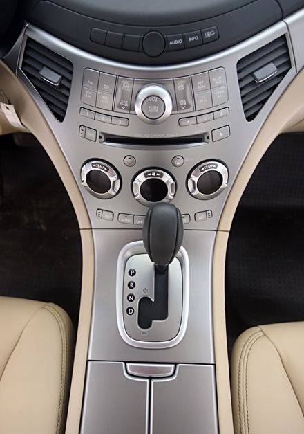 Xe Subaru Tribeca chính thức có mặt tại Việt Nam - 8