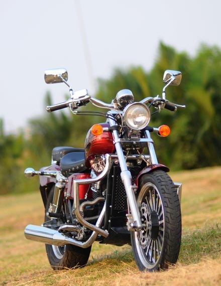 Xe máy Việt Nam giá 76 triệu đồng