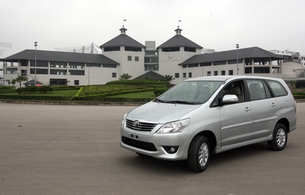 Bán xe ô tô Toyota Innova đời 2012 giá rẻ chính hãng