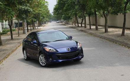 70 triệu đồng + Mazda3 CKD = Bản nhập khẩu - 18 70 triệu đồng + Mazda3 CKD = Bản nhập khẩu