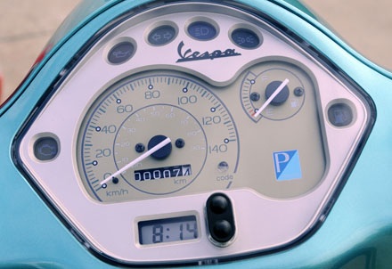 Vespa LX 3V mới tiêu thụ nhiên liệu ra sao? - 15 Thông số kỹ thuật của xe Vespa LX 3V i.e