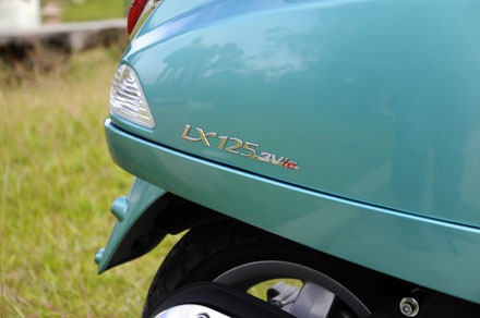 Vespa LX 3V mới tiêu thụ nhiên liệu ra sao? - 16 Thông số kỹ thuật của xe Vespa LX 3V i.e