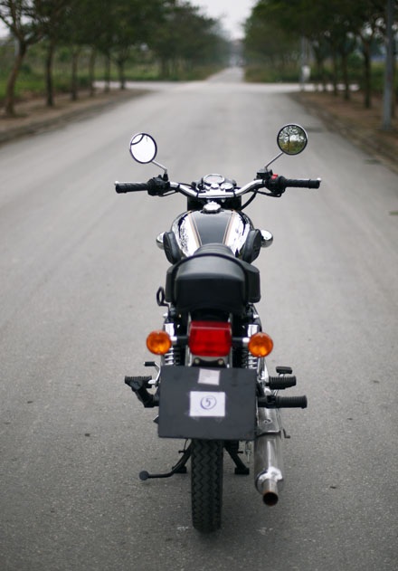 Hoài cổ với Royal Enfield Bullet 500 - 3 Hoài cổ với Royal Enfield Bullet 500