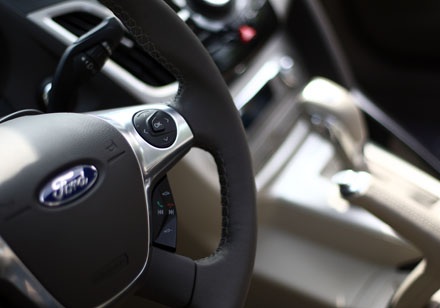 Ford Focus thế hệ mới tại Việt Nam có gì? - 14 Giá bán cho từng phiên bản của Ford Focus thế hệ mới tại Việt Nam như sau: