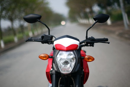 RebelUSA CB125R 2013 - Hứa hẹn tiết kiệm nhiên liệu hơn - 2 RebelUSA CB125R 2013 - Thêm cải tiến, tiết kiệm nhiên liệu hơn