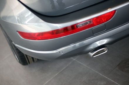 Audi Q5 2013 tại Việt Nam - Thay đổi nhẹ nhàng - 12 Audi Q5 có cốp mở bằng điện, hệ thống này có thể tùy chỉnh góc mở cũng như cảm biến an toàn