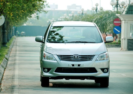 Toyota Innova và Fortuner 2013 tại Việt Nam có gì mới? - 1 Xe Toyota Innova và Fortuner 2013 tại Việt Nam có gì mới?