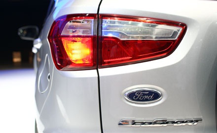 Xe Ford EcoSport sẽ có mặt tại Việt Nam vào cuối năm nay - 10 Nội thất của EcoSport mang những đường nét tương đồng với người anh em Fiesta
