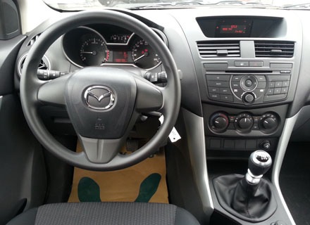 Mazda BT-50 có thêm phiên bản 2.2L tại Việt Nam - 5 BT-50 khả năng cách âm tốt